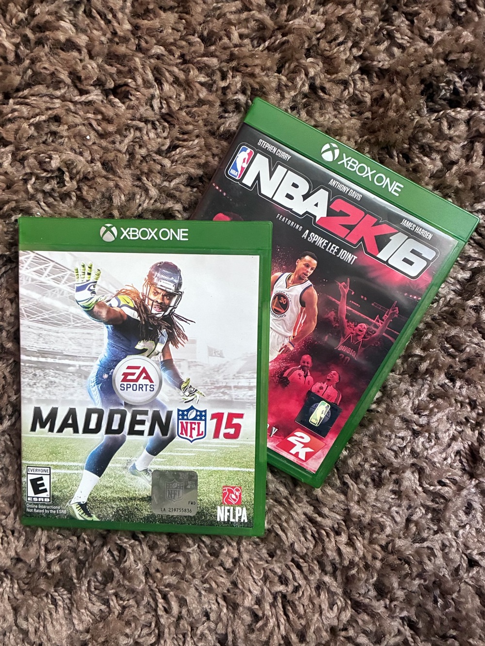 Xbox One Sports Game Bundle - Madden NFL 15 & NBA 2K16 (Complete with Cases)